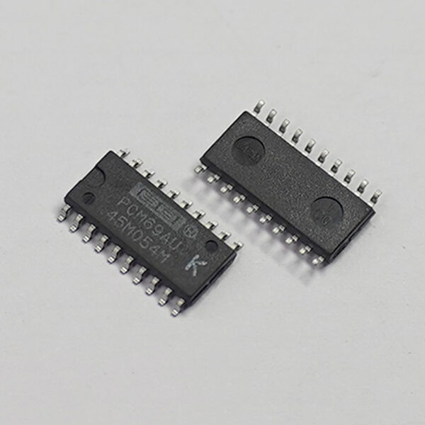 PCM69AU-1 18Bit CMOS DAC