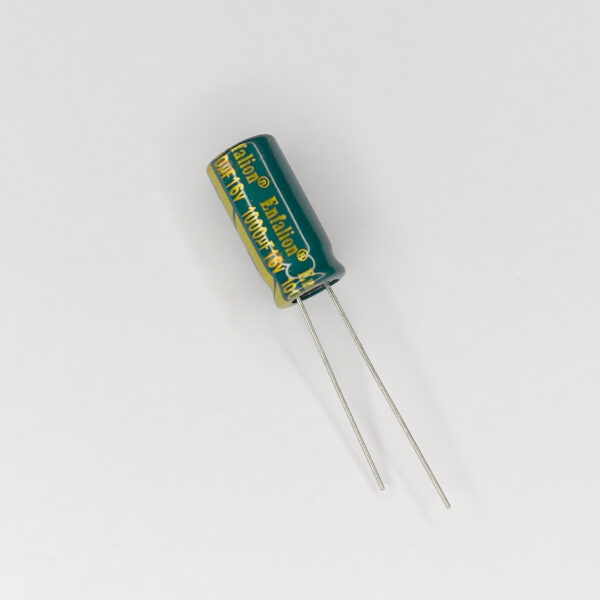 1000uF 16V Electrolytic Capacitor(8.2mm x 16.8mm)